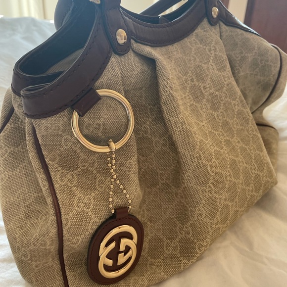 Gucci Sukey monogram bag - Picture 2 of 3